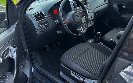 Volkswagen Polo VI (EU Market), 2013 год, 750 000 рублей, 13 фотография