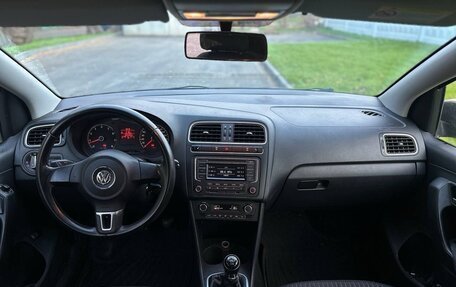 Volkswagen Polo VI (EU Market), 2013 год, 750 000 рублей, 19 фотография