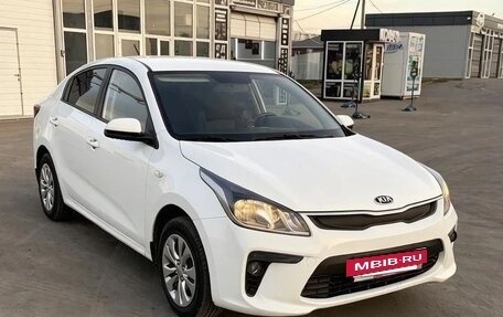 KIA Rio IV, 2018 год, 1 250 000 рублей, 3 фотография