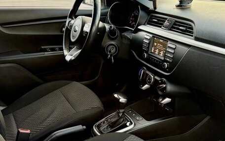 KIA Rio IV, 2018 год, 1 250 000 рублей, 6 фотография