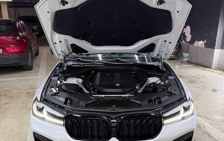 BMW 5 серия, 2020 год, 4 990 000 рублей, 15 фотография