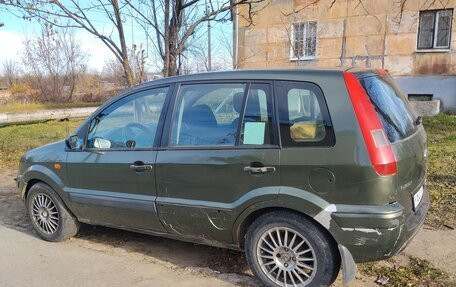 Ford Fusion I, 2006 год, 105 000 рублей, 3 фотография