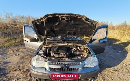 Chevrolet Niva I рестайлинг, 2012 год, 335 000 рублей, 16 фотография