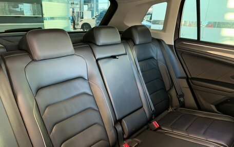 Volkswagen Tiguan II, 2017 год, 2 515 000 рублей, 9 фотография