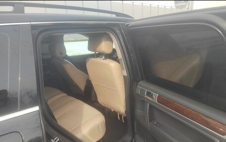Volkswagen Touareg III, 2007 год, 1 400 000 рублей, 2 фотография