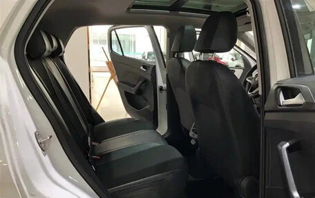 Volkswagen T-Cross I, 2023 год, 1 436 000 рублей, 6 фотография