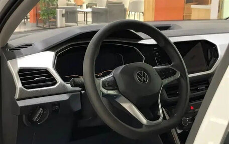 Volkswagen T-Cross I, 2023 год, 1 436 000 рублей, 9 фотография