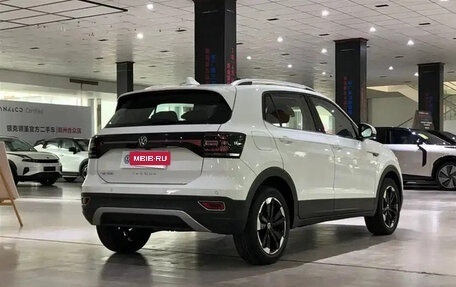Volkswagen T-Cross I, 2023 год, 1 436 000 рублей, 3 фотография