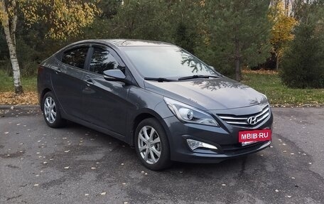 Hyundai Solaris II рестайлинг, 2016 год, 725 000 рублей, 2 фотография