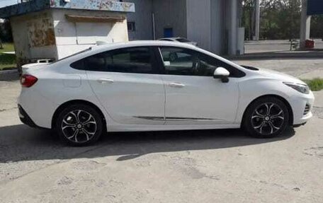 Chevrolet Cruze II, 2018 год, 1 300 000 рублей, 1 фотография
