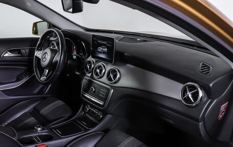Mercedes-Benz GLA, 2017 год, 2 390 000 рублей, 10 фотография