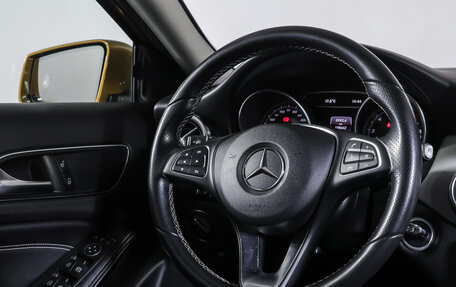 Mercedes-Benz GLA, 2017 год, 2 390 000 рублей, 14 фотография
