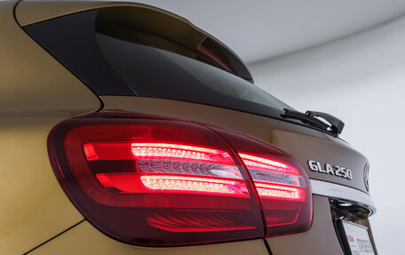 Mercedes-Benz GLA, 2017 год, 2 390 000 рублей, 19 фотография