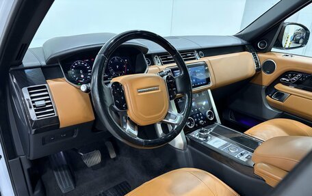 Land Rover Range Rover IV рестайлинг, 2018 год, 4 490 000 рублей, 7 фотография