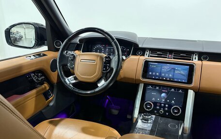 Land Rover Range Rover IV рестайлинг, 2018 год, 4 490 000 рублей, 9 фотография