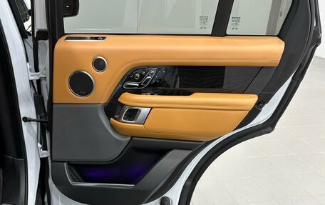Land Rover Range Rover IV рестайлинг, 2018 год, 4 490 000 рублей, 26 фотография