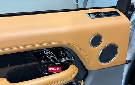 Land Rover Range Rover IV рестайлинг, 2018 год, 4 490 000 рублей, 29 фотография