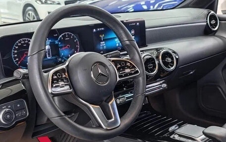 Mercedes-Benz A-Класс, 2022 год, 2 019 000 рублей, 9 фотография