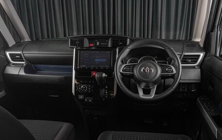 Toyota Roomy I, 2021 год, 1 379 000 рублей, 6 фотография