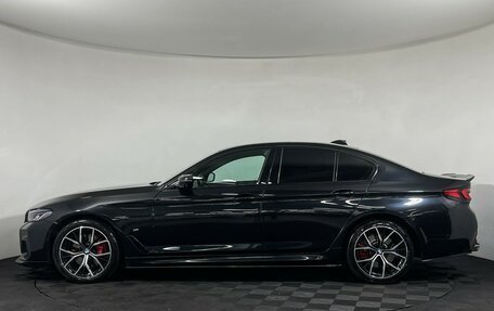BMW 5 серия, 2021 год, 5 890 000 рублей, 5 фотография