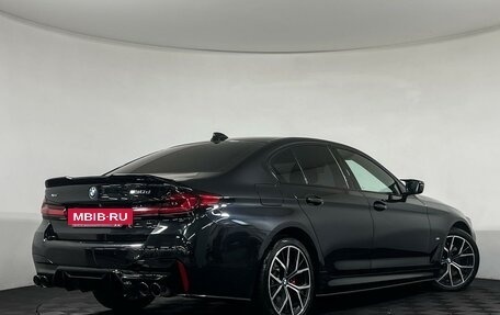 BMW 5 серия, 2021 год, 5 890 000 рублей, 2 фотография