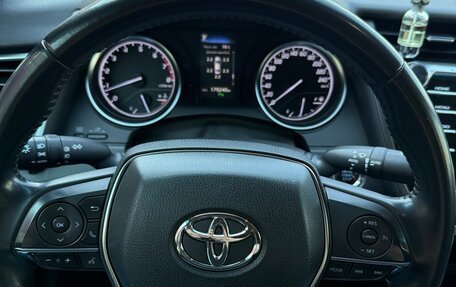 Toyota Camry, 2019 год, 2 250 000 рублей, 5 фотография