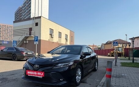 Toyota Camry, 2019 год, 2 250 000 рублей, 15 фотография