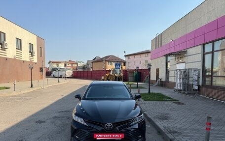 Toyota Camry, 2019 год, 2 250 000 рублей, 16 фотография