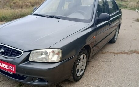 Hyundai Accent II, 2004 год, 370 000 рублей, 2 фотография