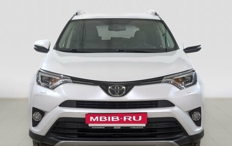 Toyota RAV4, 2018 год, 3 380 000 рублей, 2 фотография