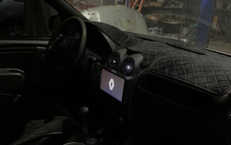 Renault Logan I, 2015 год, 250 000 рублей, 5 фотография