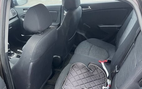 Hyundai Solaris II рестайлинг, 2015 год, 550 000 рублей, 7 фотография