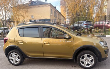 Renault Sandero II рестайлинг, 2016 год, 1 120 000 рублей, 2 фотография