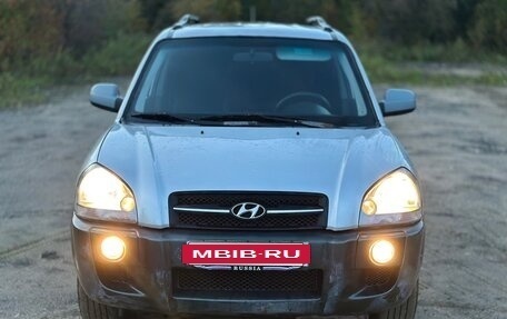 Hyundai Tucson III, 2005 год, 490 000 рублей, 2 фотография