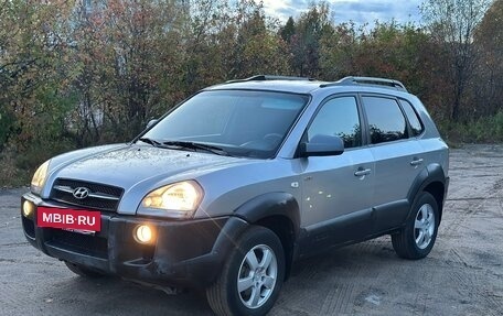 Hyundai Tucson III, 2005 год, 490 000 рублей, 3 фотография