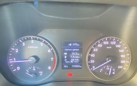 Hyundai Solaris II рестайлинг, 2017 год, 979 000 рублей, 5 фотография