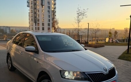 Skoda Rapid I, 2014 год, 890 000 рублей, 3 фотография