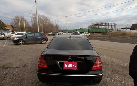 Mercedes-Benz E-Класс, 2004 год, 950 000 рублей, 11 фотография