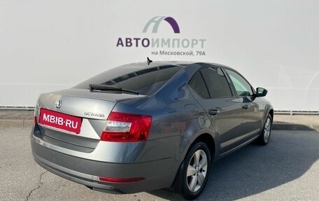 Skoda Octavia, 2019 год, 1 895 000 рублей, 2 фотография