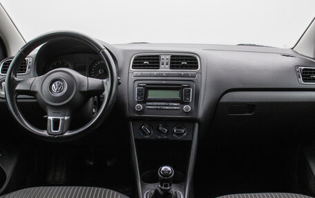 Volkswagen Polo VI (EU Market), 2012 год, 540 000 рублей, 13 фотография