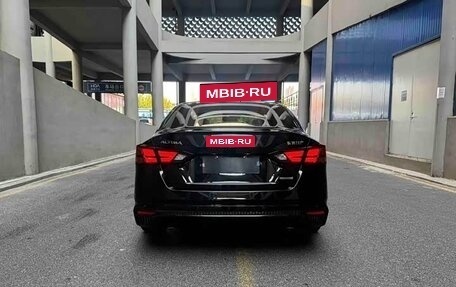 Nissan Altima VI (L34), 2022 год, 2 100 000 рублей, 4 фотография