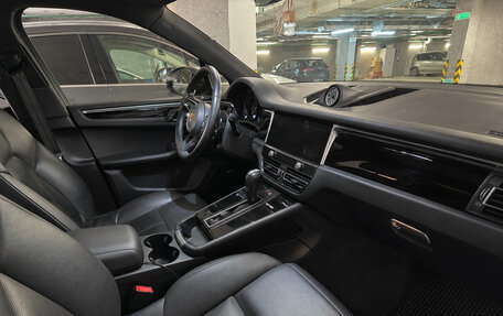 Porsche Macan I рестайлинг, 2021 год, 5 999 000 рублей, 8 фотография