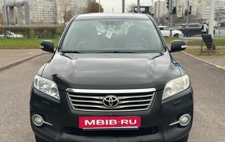 Toyota RAV4, 2011 год, 879 000 рублей, 2 фотография