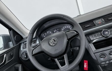 Skoda Rapid I, 2017 год, 1 349 000 рублей, 10 фотография