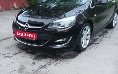 Opel Astra J, 2015 год, 720 000 рублей, 3 фотография