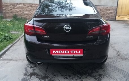 Opel Astra J, 2015 год, 720 000 рублей, 17 фотография