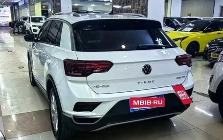 Volkswagen T-Roc I, 2022 год, 1 388 888 рублей, 7 фотография