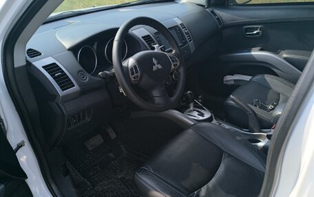 Mitsubishi Outlander III рестайлинг 3, 2012 год, 1 530 000 рублей, 7 фотография