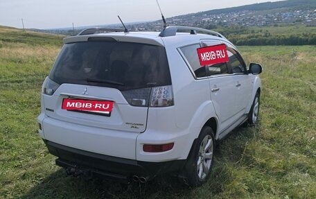 Mitsubishi Outlander III рестайлинг 3, 2012 год, 1 530 000 рублей, 4 фотография