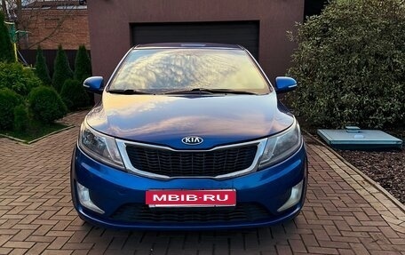 KIA Rio III рестайлинг, 2013 год, 870 000 рублей, 1 фотография